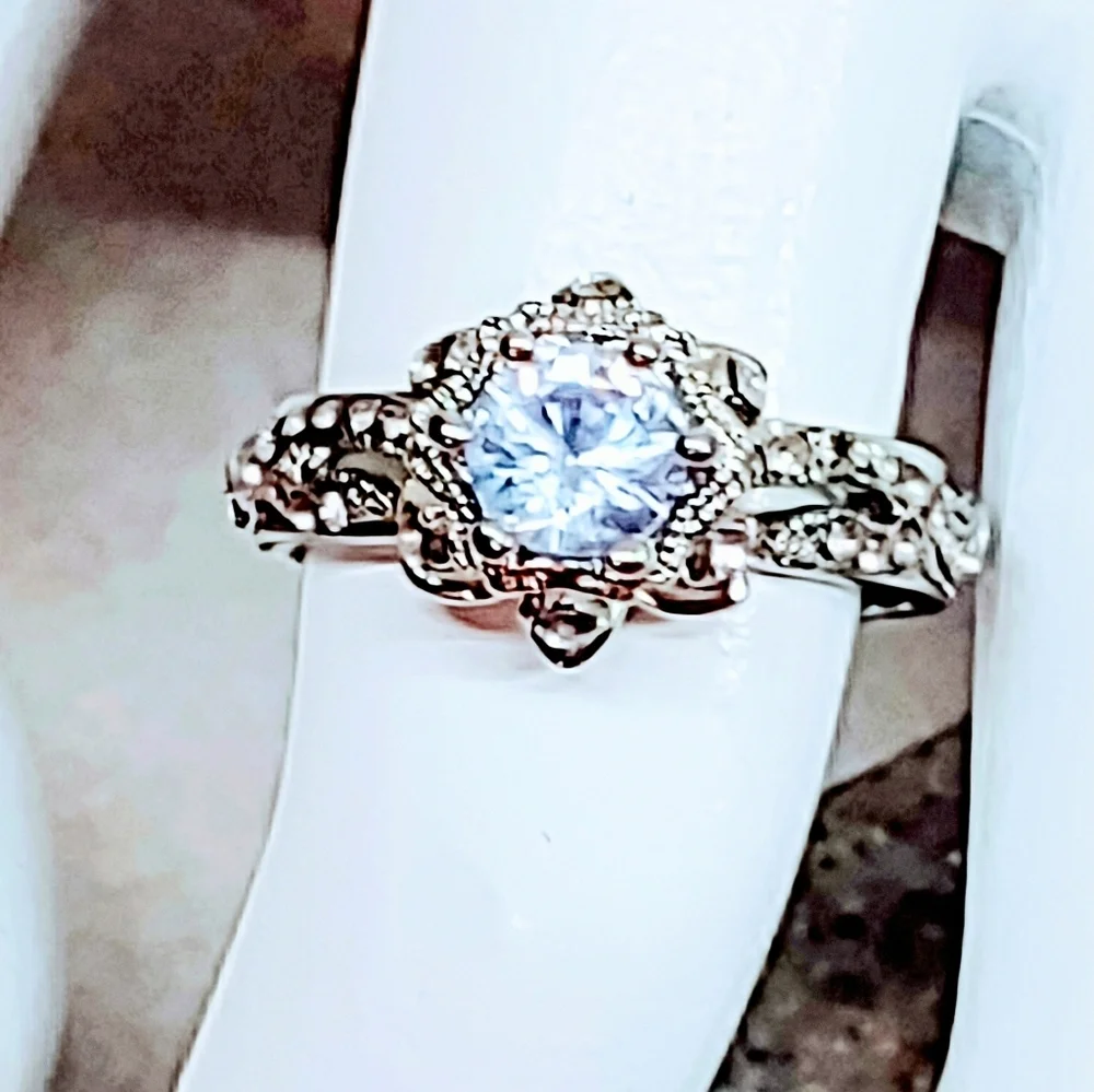 VICTORIAN STYLE RHODIUM PLATED STAINLESS STEEL CZ RING WOMEN'S SIZE 7 - Picture 3 of 6